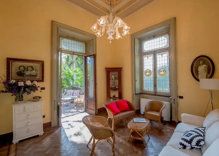 Confalonieri Willa Mandello del Lario