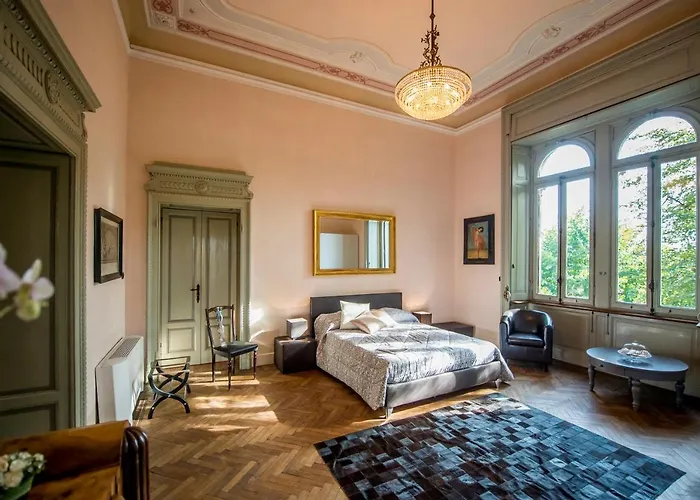 ヴィラ Confalonieri