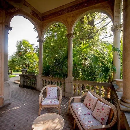 Confalonieri Vila Mandello del Lario